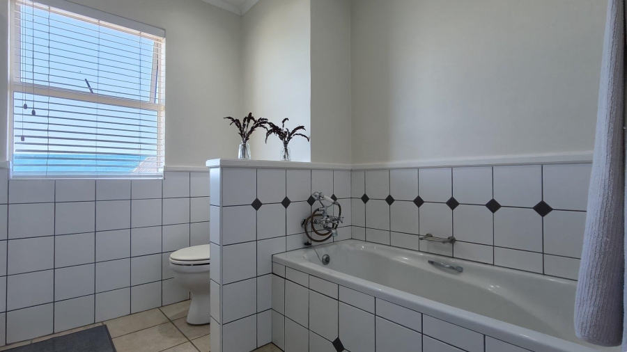 3 Bedroom Property for Sale in Pinnacle Point Golf Estate Western Cape